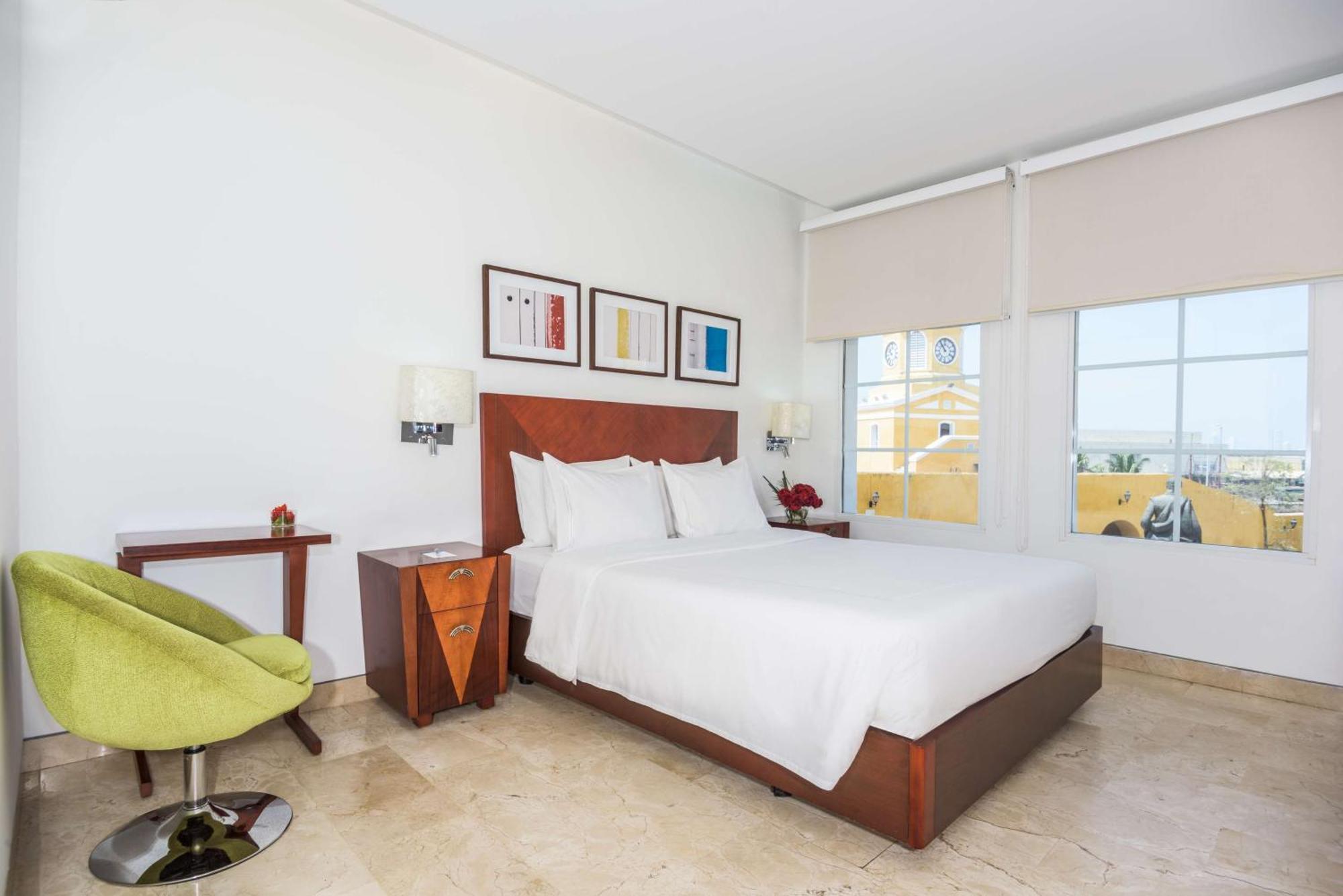 Nh Royal Urban Cartagena Hotell Exteriör bild