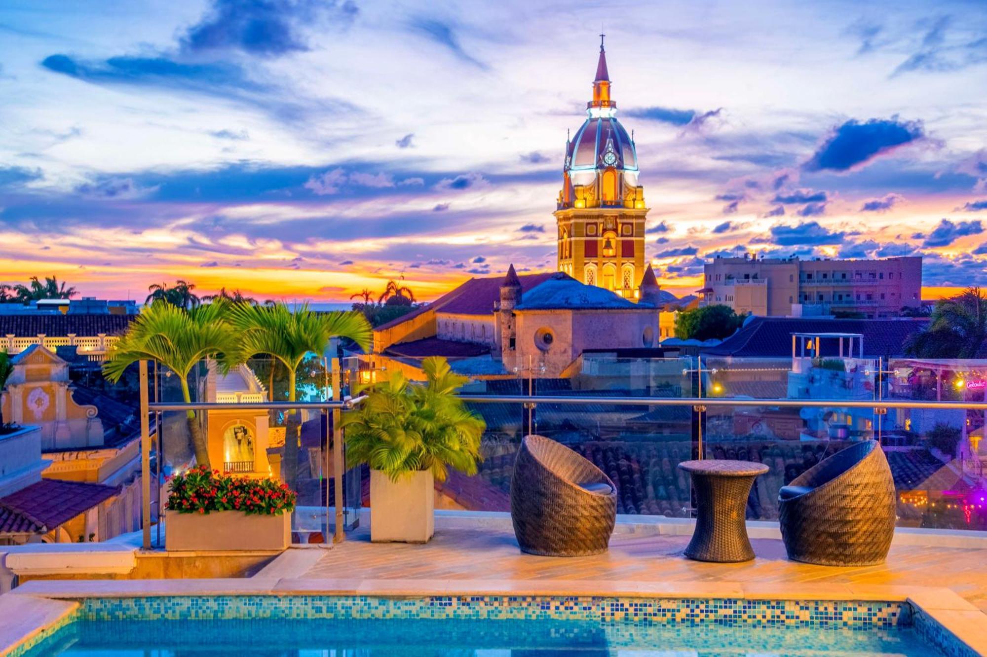 Nh Royal Urban Cartagena Hotell Exteriör bild